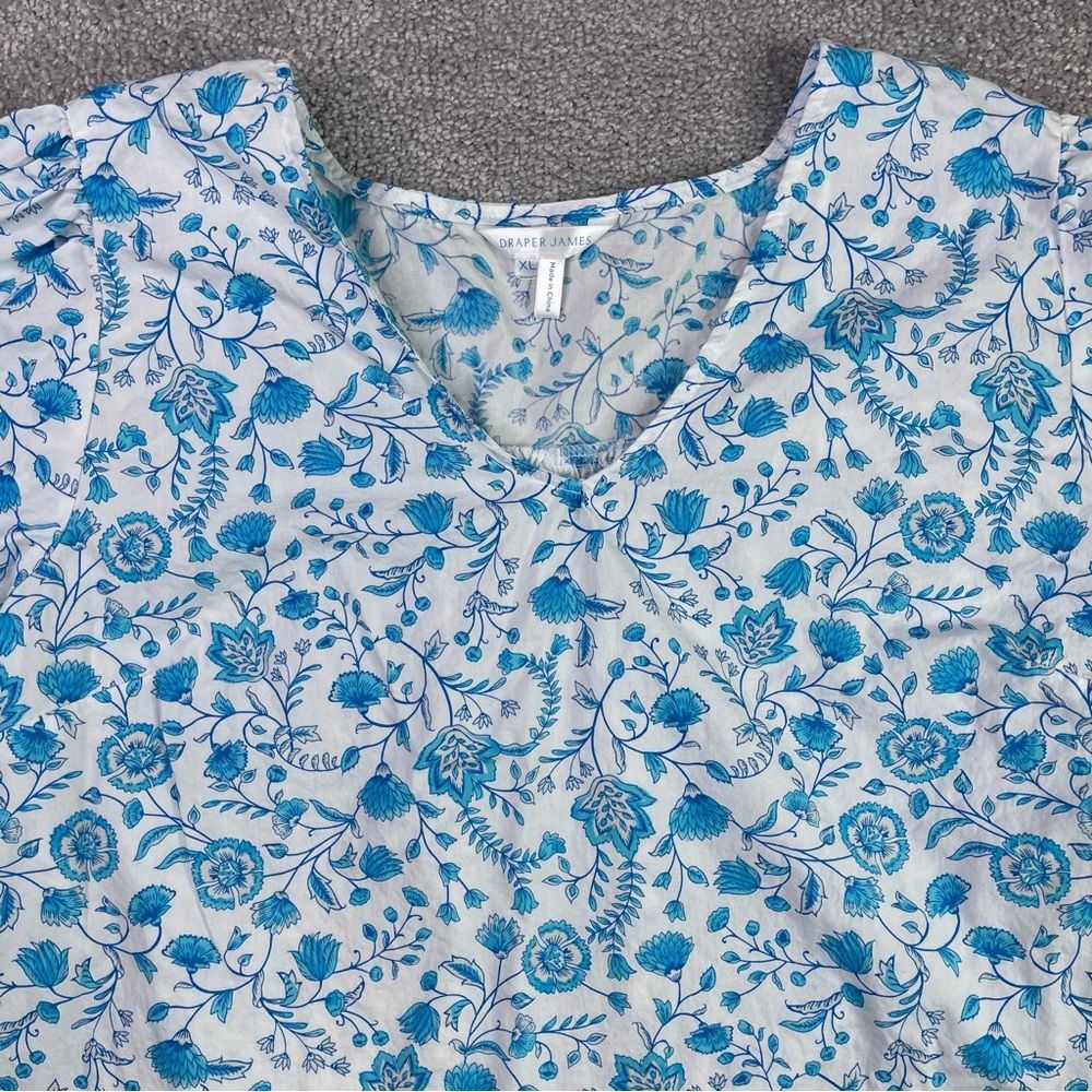 Draper James Blue Floral Blouse XL Cotton Short Sleeve Cottagecore Southern